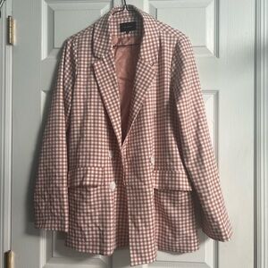 Checkered Blazer in Pink and White​